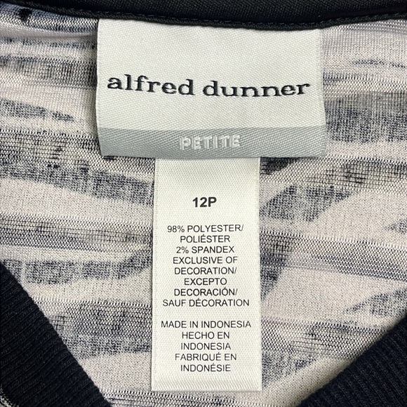 Alfred Dunner Upper East Side Zebra Print Bomber zip up Jacket - Picture 5 of 14